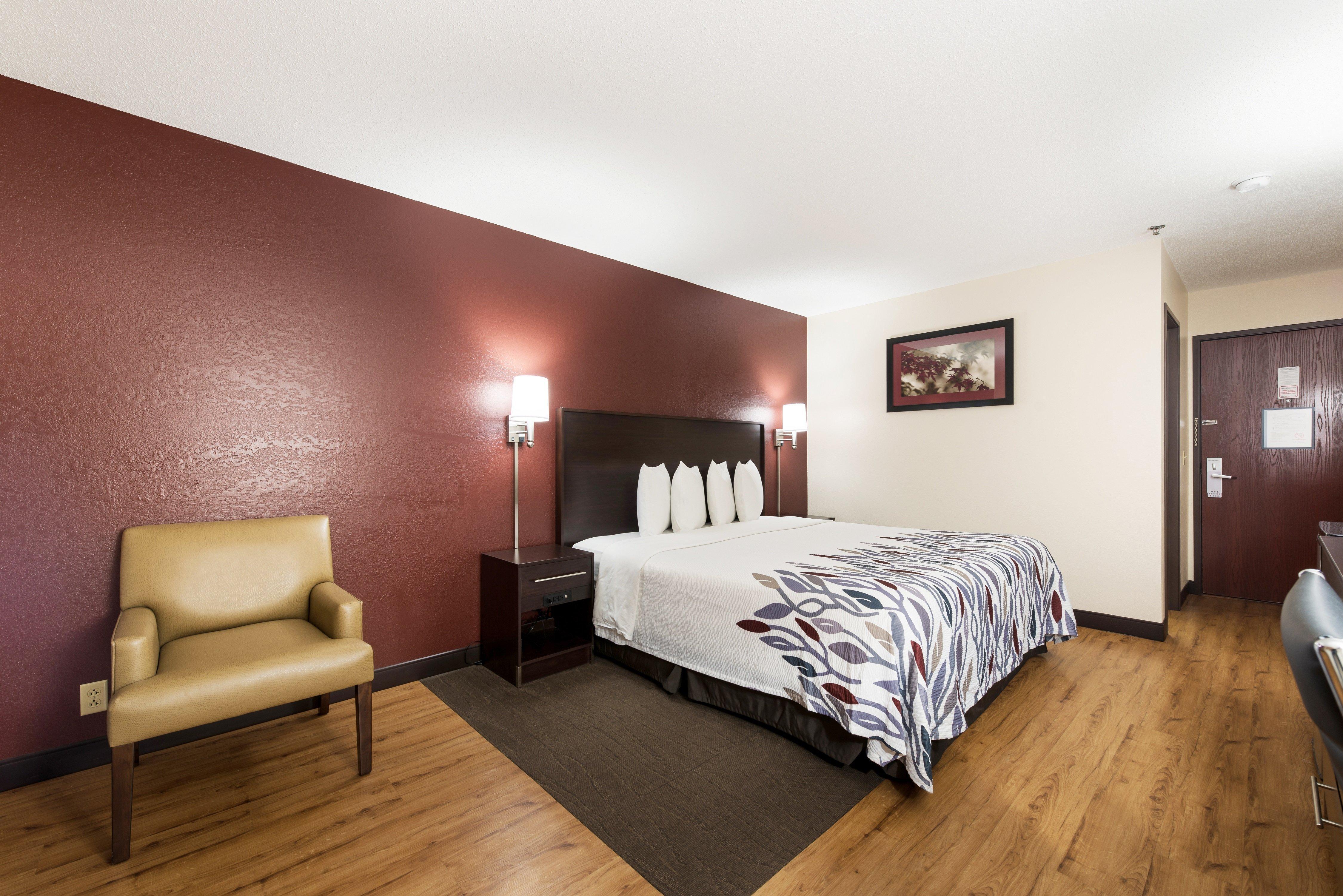 Red Roof Inn אובורן מראה חיצוני תמונה