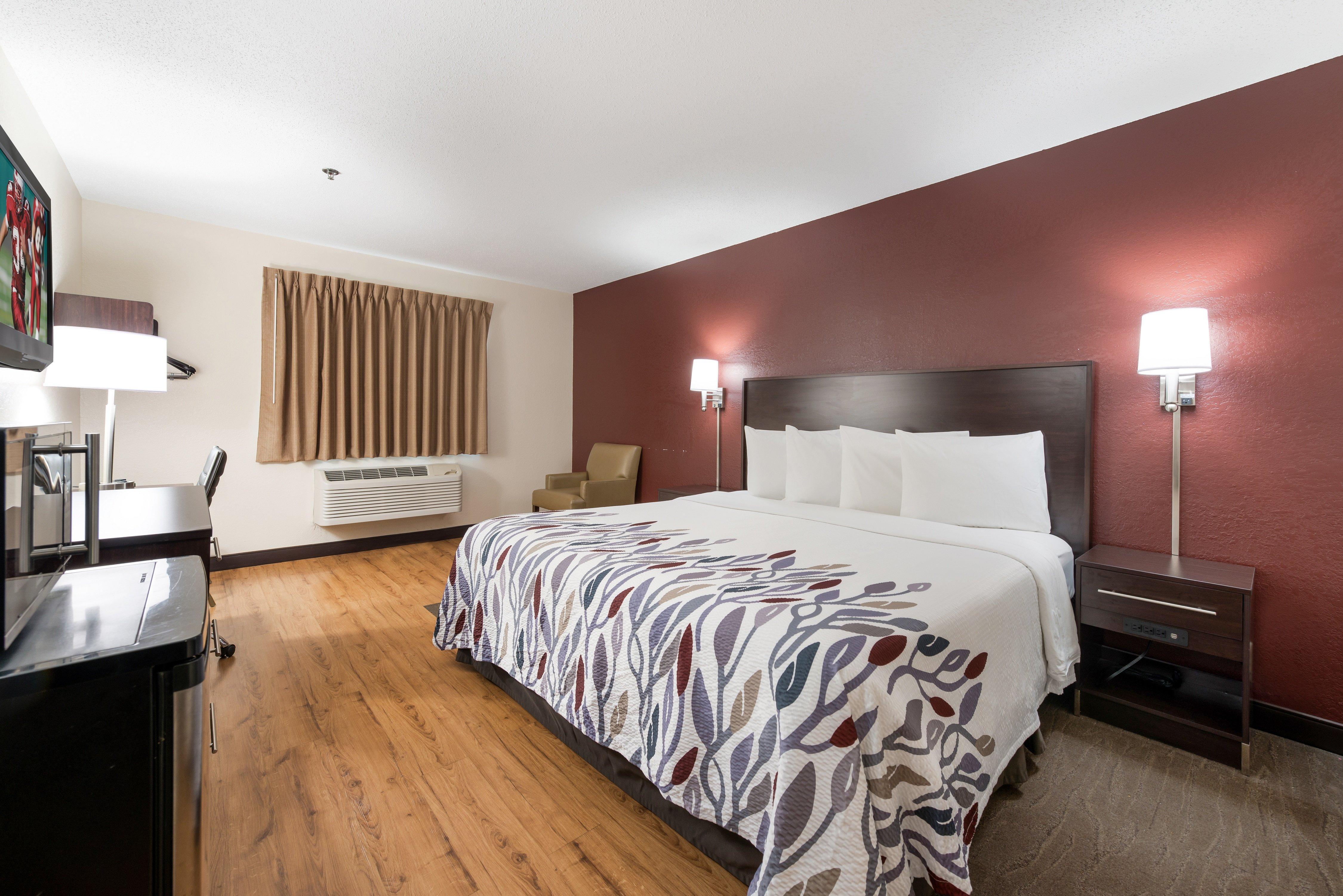 Red Roof Inn אובורן מראה חיצוני תמונה