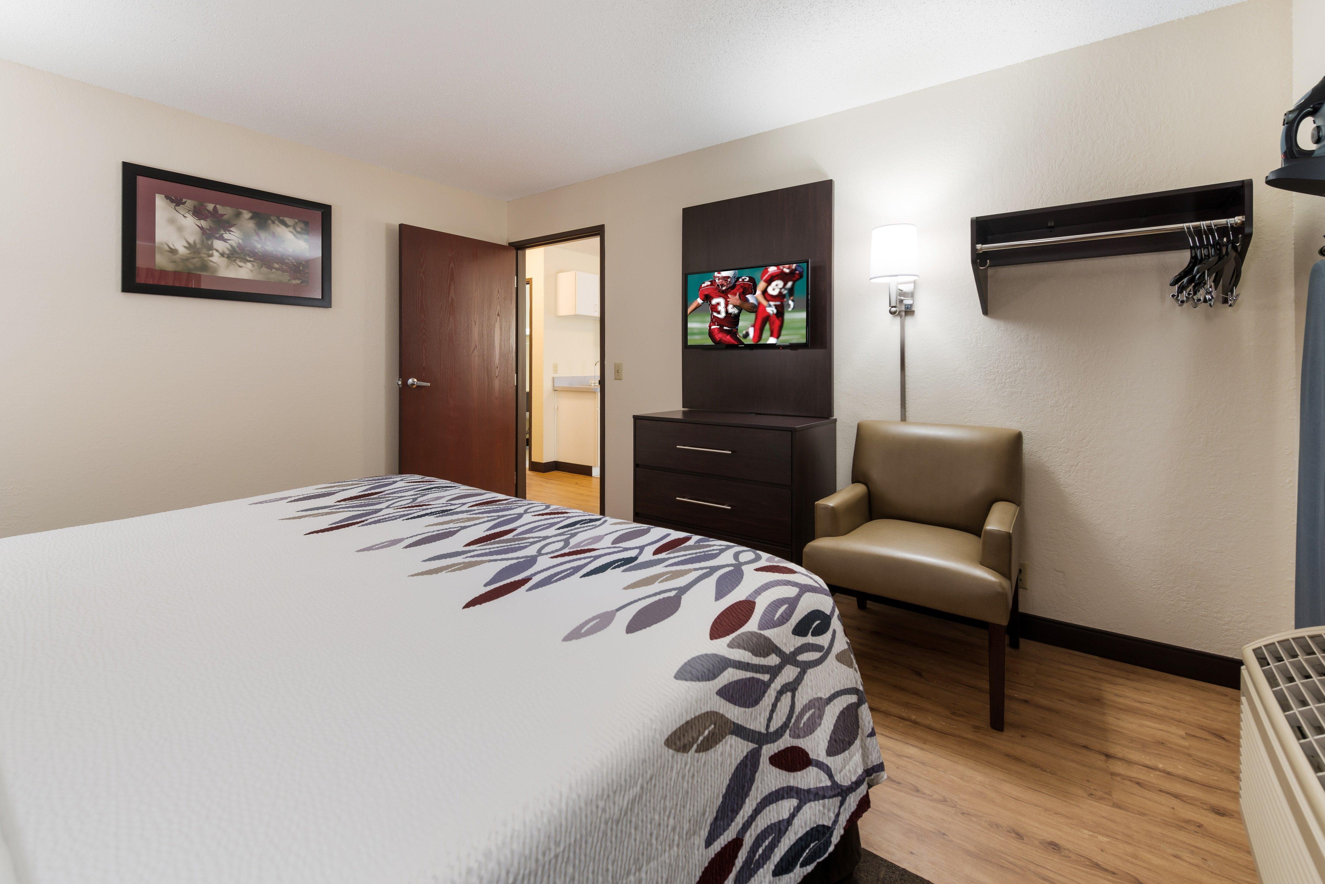 Red Roof Inn אובורן מראה חיצוני תמונה