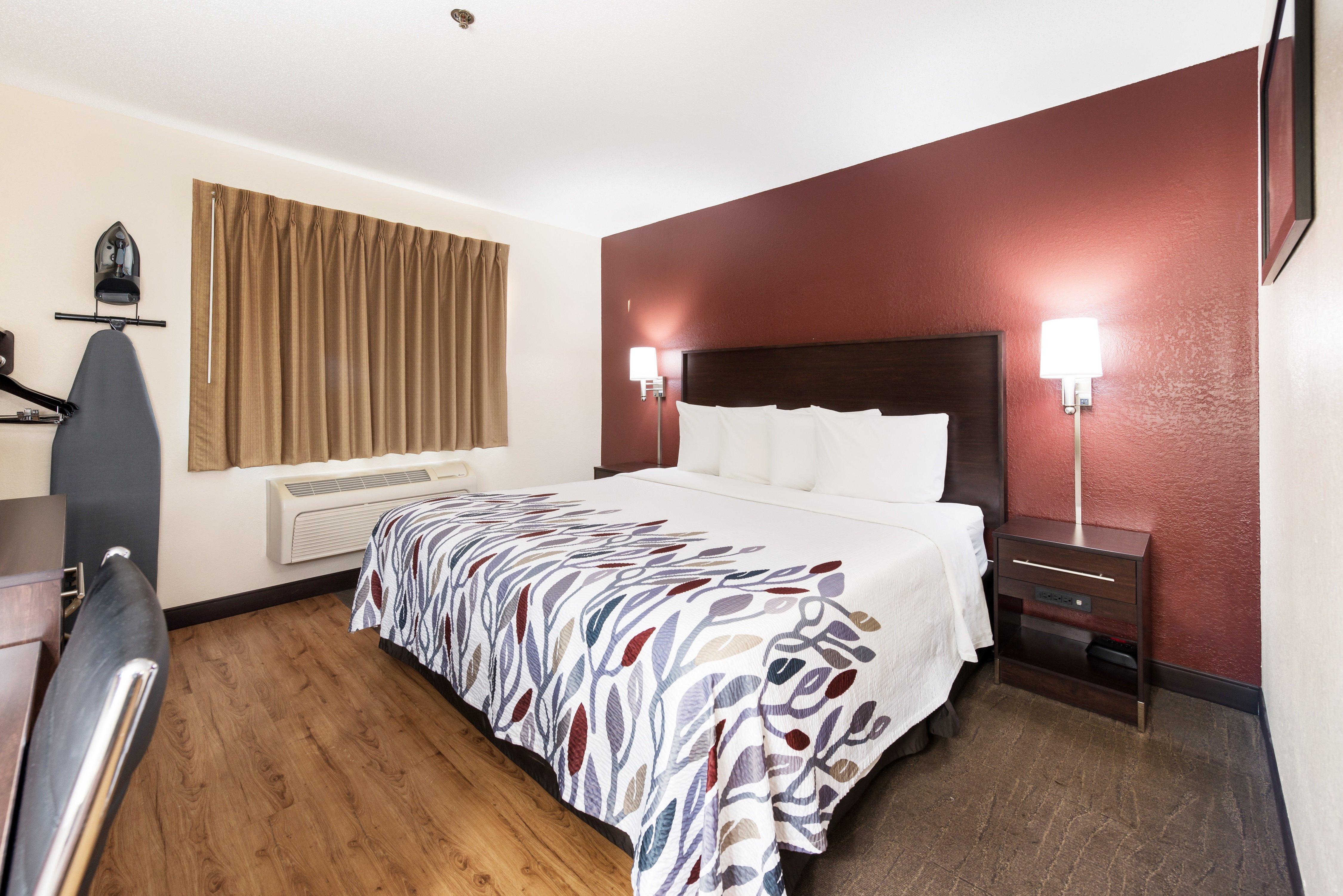 Red Roof Inn אובורן מראה חיצוני תמונה