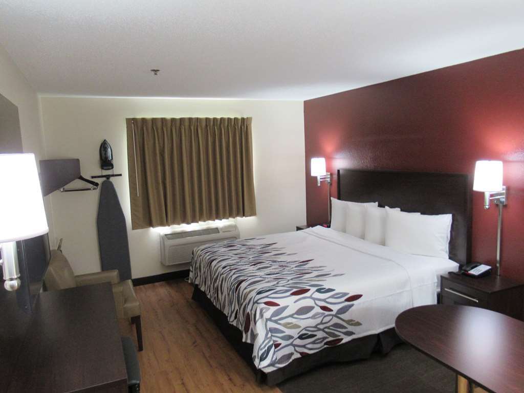 Red Roof Inn אובורן חדר תמונה